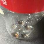 水・お茶・炭酸で全然違う!ペットボトルの底の形状に隠された3つの科学的な理由